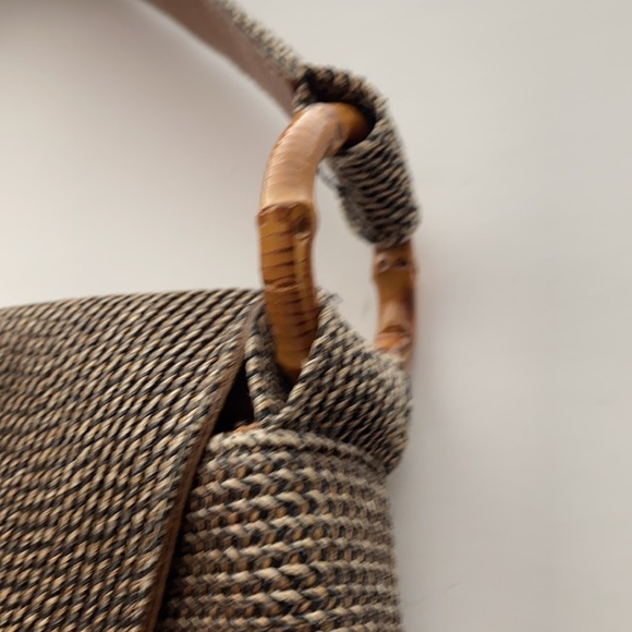 Eric Javits purse with bamboo detail - Picture 3 of 5
